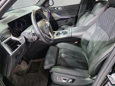 صورة 10 لـ 2023 BMW X7