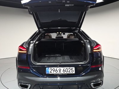 2025 BMW X6 — миниатюра 27