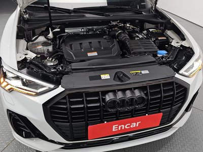 2025 AUDI Q3 photo 7