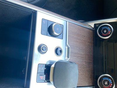 2022 LAND Rover RANGE ROVER thumbnail 49