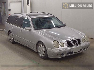 MERCEDES-BENZ E-CLASS - 1