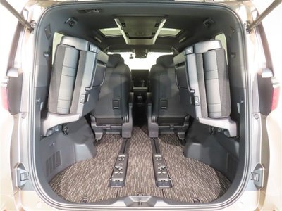 2024 Toyota ALPHARD — миниатюра 32