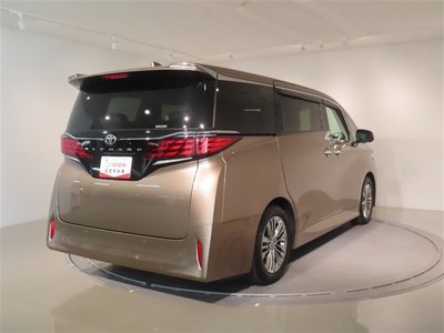 2024 Toyota ALPHARD photo 3