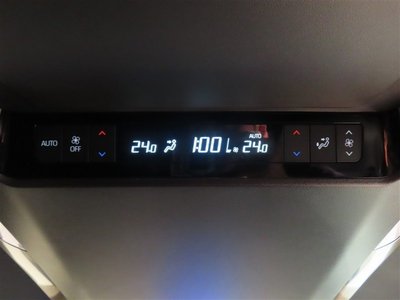 2024 Toyota ALPHARD — миниатюра 28