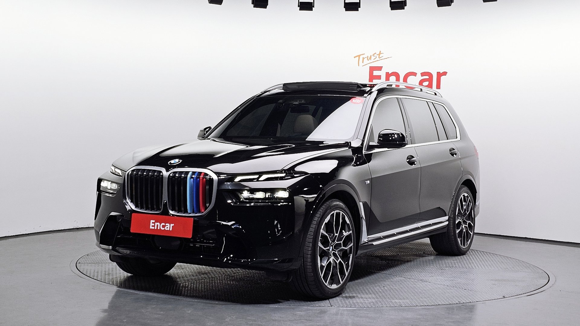 BMW X7 - View 1