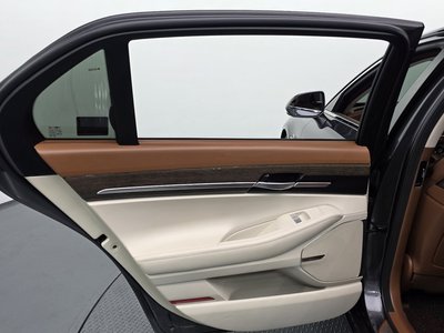 2021 Genesis G90 缩略图 15