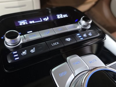 2021 Genesis G90 缩略图 39