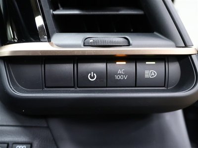 TOYOTA CROWN CROSSOVER - 10