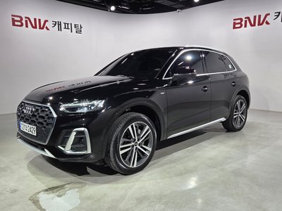 AUDI Q5 - 1