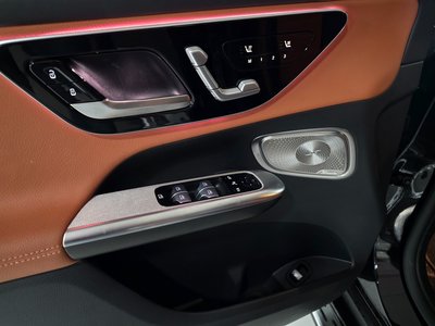 MERCEDES-BENZ GLC - 10