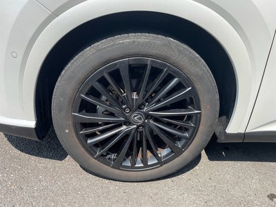 صورة مصغرة 26 لـ 2023 Lexus RX
