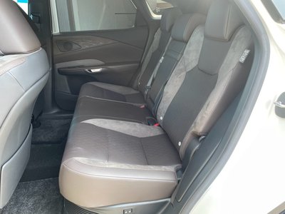 صورة مصغرة 14 لـ 2023 Lexus RX