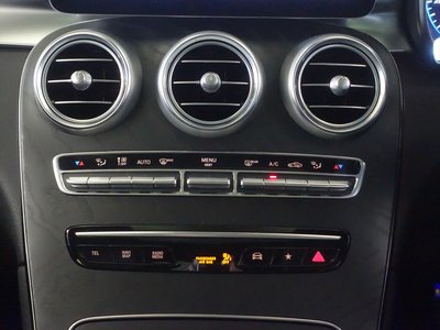 MERCEDES-BENZ GLC - 10