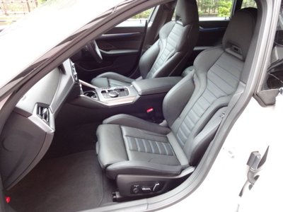 2025 BMW I4 — миниатюра 13