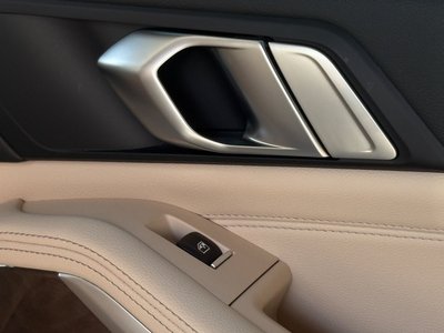 2020 BMW X5 thumbnail 22