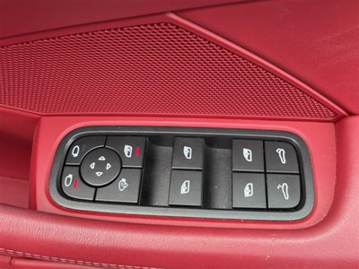صورة مصغرة 18 لـ 2022 Porsche PANAMERA