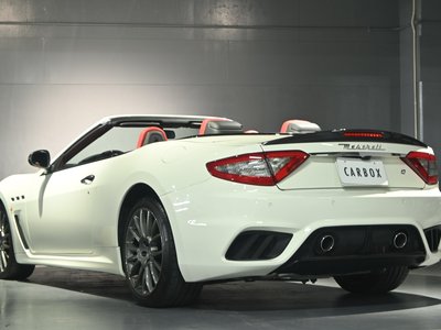 صورة 8 لـ 2020 Maserati GRANCABRIO