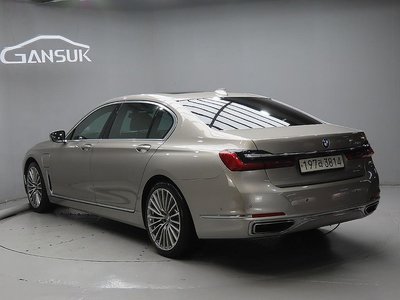 2021 BMW 7 SERIES — фото 5