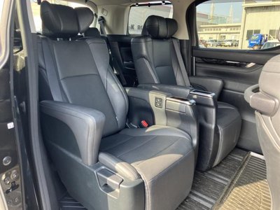 TOYOTA ALPHARD - 5