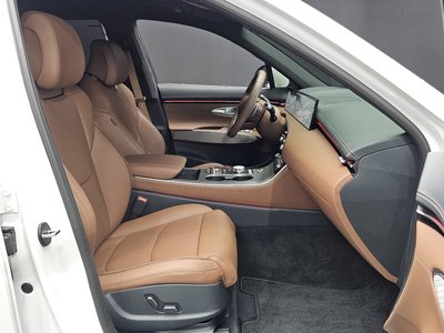 صورة مصغرة 16 لـ 2025 Genesis GV70