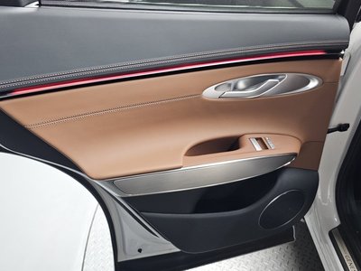 صورة مصغرة 15 لـ 2025 Genesis GV70