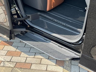TOYOTA VELLFIRE - 5