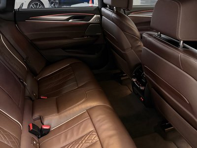 BMW 6 SERIES GT - 10