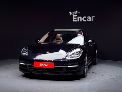 PORSCHE PANAMERA - 2