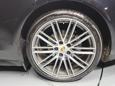 PORSCHE PANAMERA - 6