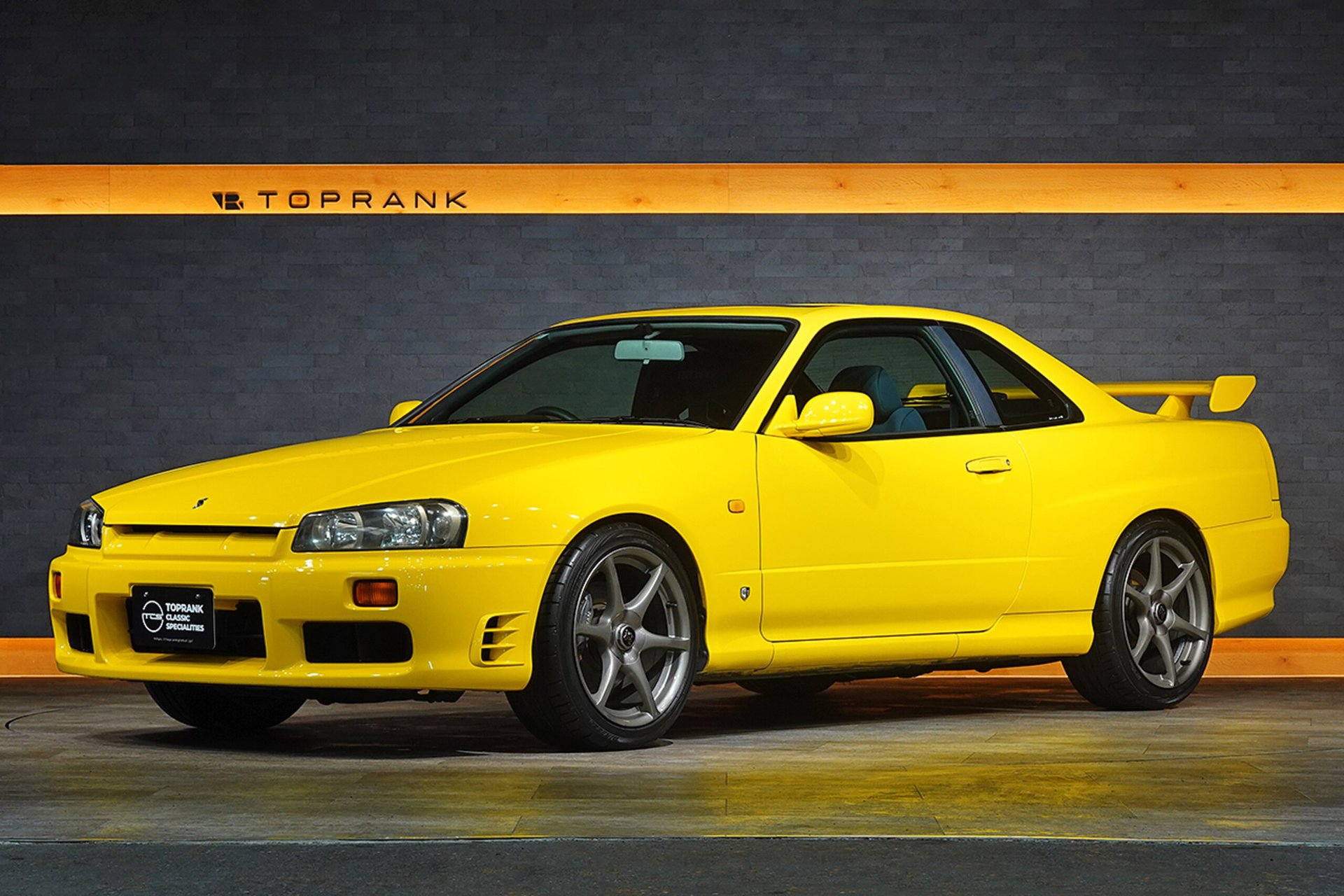 NISSAN SKYLINE COUPE - View 1