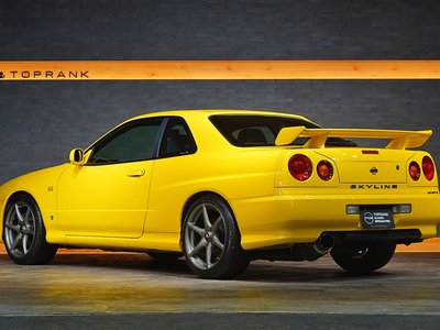 NISSAN SKYLINE COUPE - 4