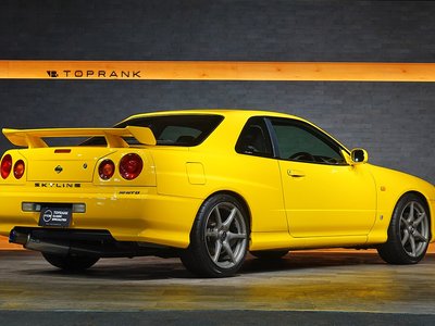 NISSAN SKYLINE COUPE - 2