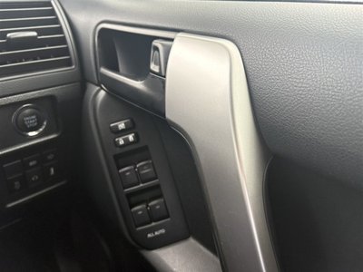 2018 Toyota LAND CRUISER PRADO — миниатюра 12