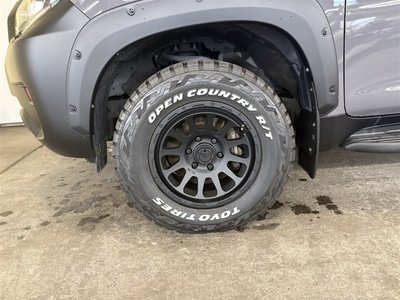 2018 Toyota LAND CRUISER PRADO — миниатюра 19