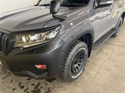2018 Toyota LAND CRUISER PRADO — миниатюра 18