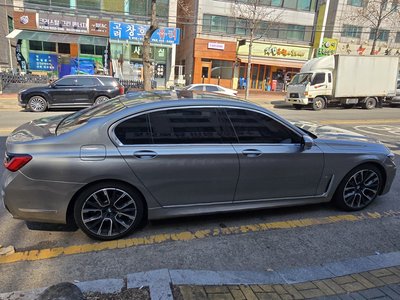 BMW 7 SERIES - 4