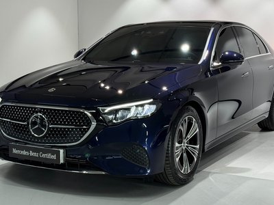 MERCEDES-BENZ E-CLASS