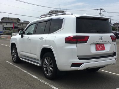 2024 Toyota LAND CRUISER 300 — миниатюра 25