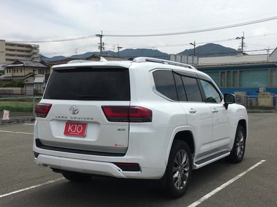 2024 Toyota LAND CRUISER 300 — миниатюра 36