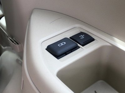 2024 Toyota LAND CRUISER 300 — миниатюра 64