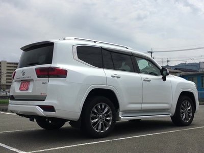 2024 Toyota LAND CRUISER 300 — миниатюра 14