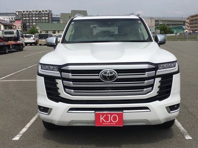 2024 Toyota LAND CRUISER 300 — миниатюра 38