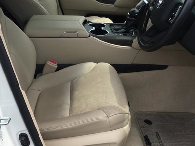 TOYOTA LAND CRUISER 300 - 3