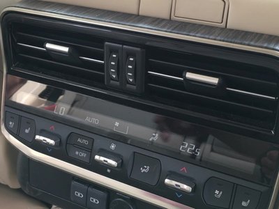 2024 Toyota LAND CRUISER 300 — миниатюра 62