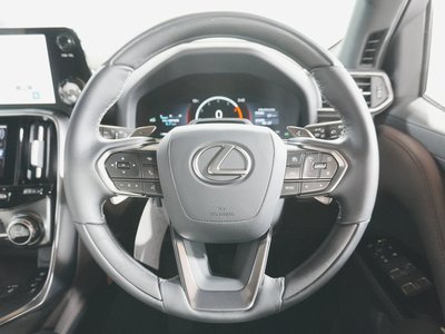 LEXUS LX - 8