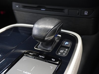 صورة مصغرة 39 لـ 2019 Lexus LS