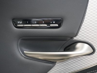 صورة مصغرة 62 لـ 2019 Lexus LS