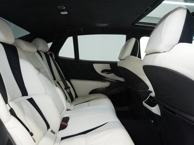 صورة مصغرة 19 لـ 2019 Lexus LS