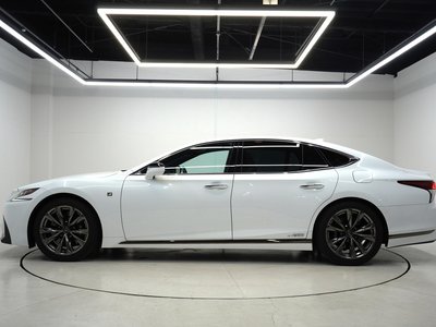 2019 Lexus LS — фото 5