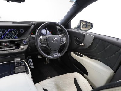 صورة مصغرة 15 لـ 2019 Lexus LS